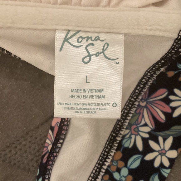 Kona Sol Floral Bikini Top👙 - Picture 4 of 4